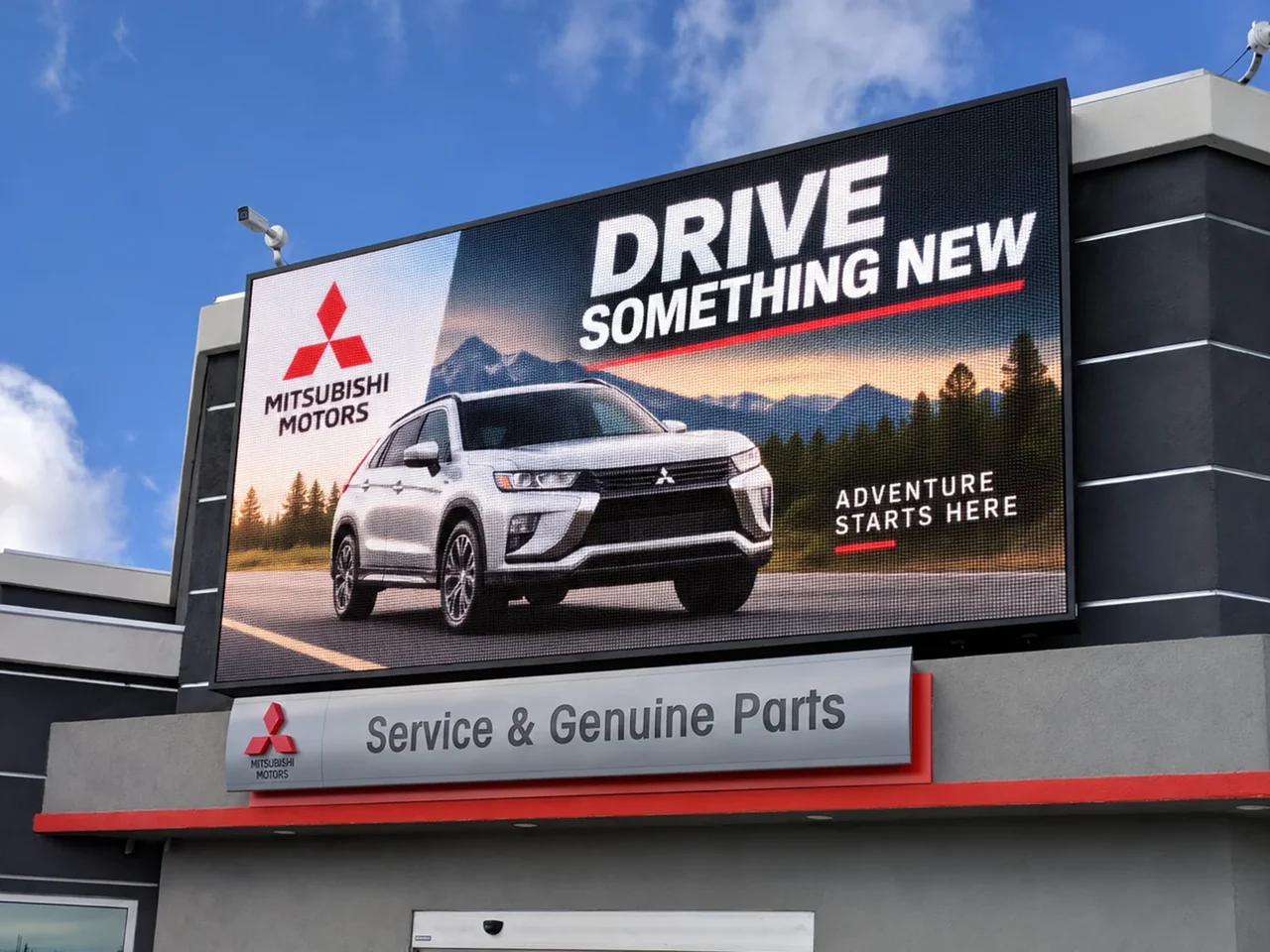 Full color LED sign mounted at a Mitsubishi dealership